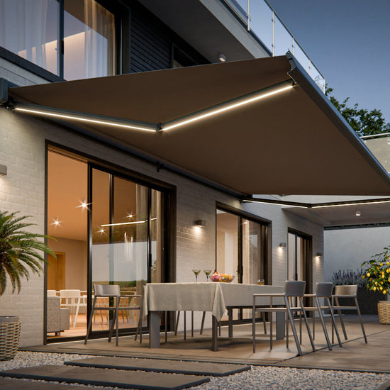 VANA Elektrische Solar-Vollkassettenmarkise Dunkelgrau RAL 7012 inkl. LED & Motor SP1308EMSL - Vana Deutschland Sunavo